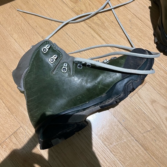 ZAMBERLAN VIOZ LUX GTX® RR WNS Hiking & Backpacking Boot Waxed Green - Picture 11 of 16